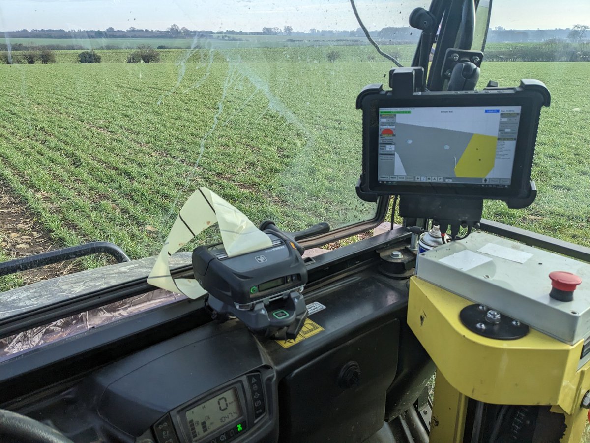 BMBoothAg's tweet image. Great day out sampling today. #soilsampling #precisionag