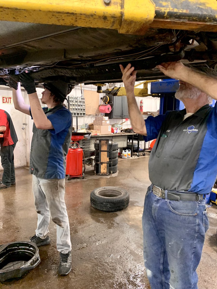 FIFMinistryFM's tweet image. From monetary donations, to vehicle donations, to volunteer help, to discounted parts from our friendly parts stores, to partnerships with other local non profits, and your support, all of it contributes to helping us to help those in need! 🙌🏼 #thankyou #driventoserve #nonprofit