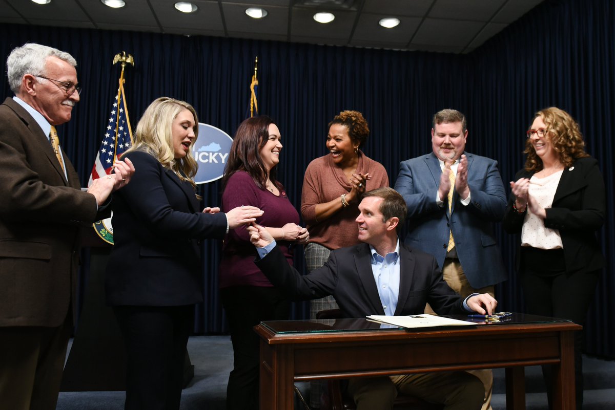 GovAndyBeshear's tweet photo. CRNAs provide Kentuckians with quality and cost-effective anesthesia care across our commonwealth. Today I was proud to celebrate these dedicated health care heroes by proclaiming Jan. 22-28, 2023, as CRNA Week in our commonwealth. https://t.co/xNSzMiPXSC