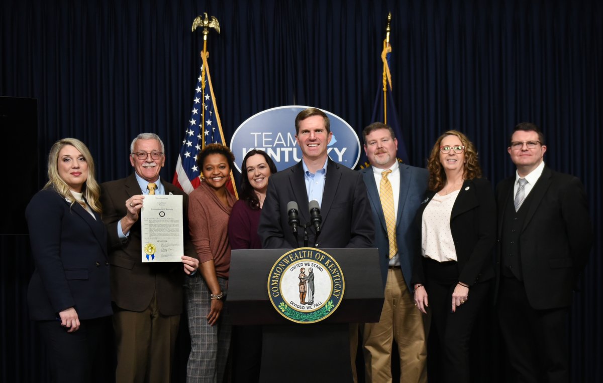 GovAndyBeshear's tweet photo. CRNAs provide Kentuckians with quality and cost-effective anesthesia care across our commonwealth. Today I was proud to celebrate these dedicated health care heroes by proclaiming Jan. 22-28, 2023, as CRNA Week in our commonwealth. https://t.co/xNSzMiPXSC
