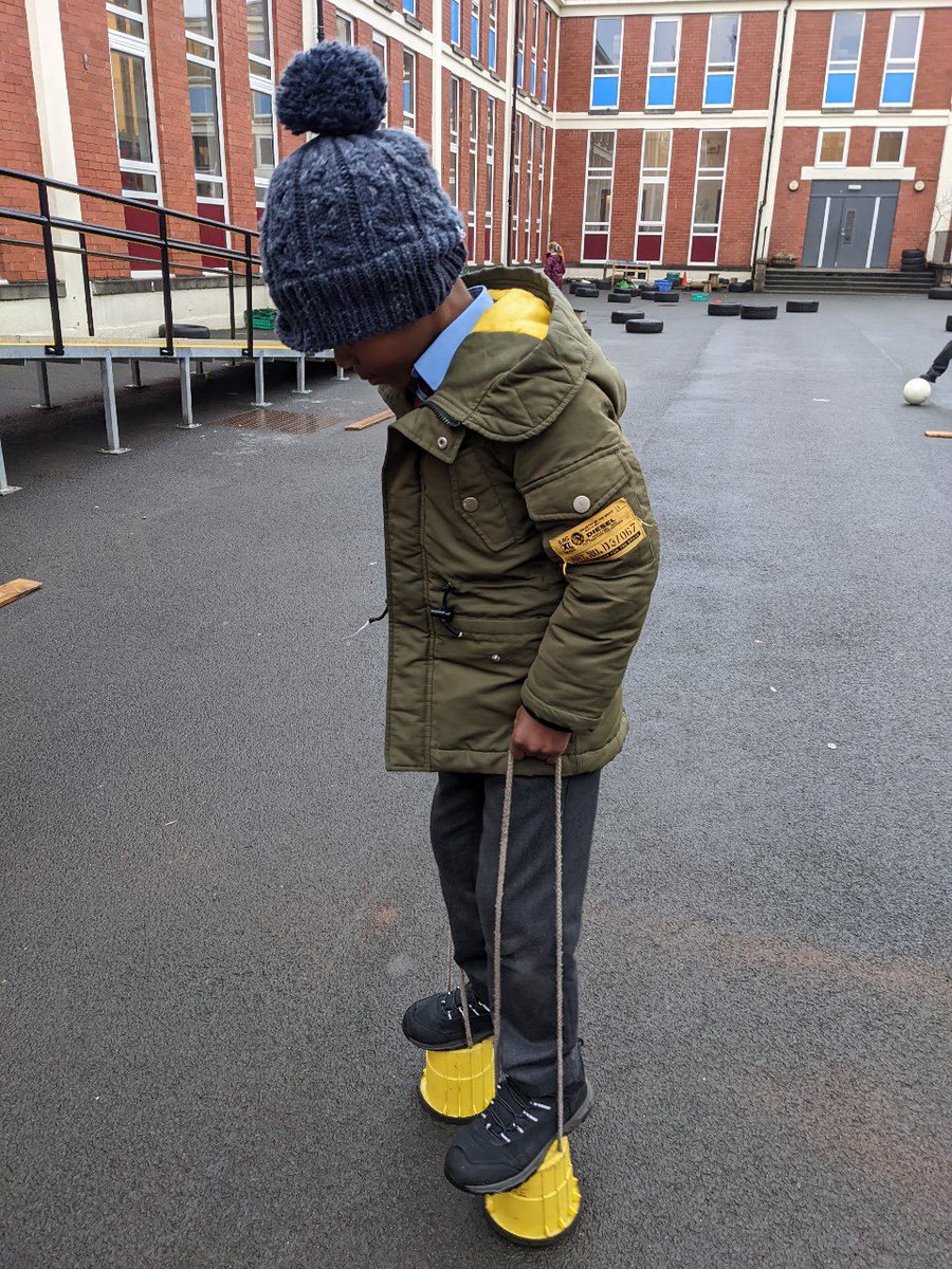 StCharlesGla's tweet photo. Another great #ActivePlay session today for Primary 3 and 3/2. The children are learning lots of new skills and getting the opportunity to use new equipment during the #FreePlay part of the session. The #PogoSticks, #Stilts and #BalanceBoards are very popular. @PEPASSGlasgow https://t.co/bVezq3vkZ8
