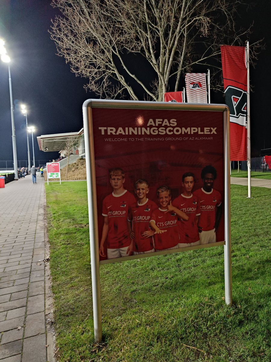 RubenWingerden's tweet photo. Wedstrijd in de Keuken Kampioen Divisie. Jong AZ - Helmond Sport op het AFAS Trainingscomplex in Wijdewormer. #jazhel #afastrainingscomplex #keukenkampioendivisie #nederland #groundhoppen #groundhopping #dutch92 37/92 https://t.co/FzcxRzJouv