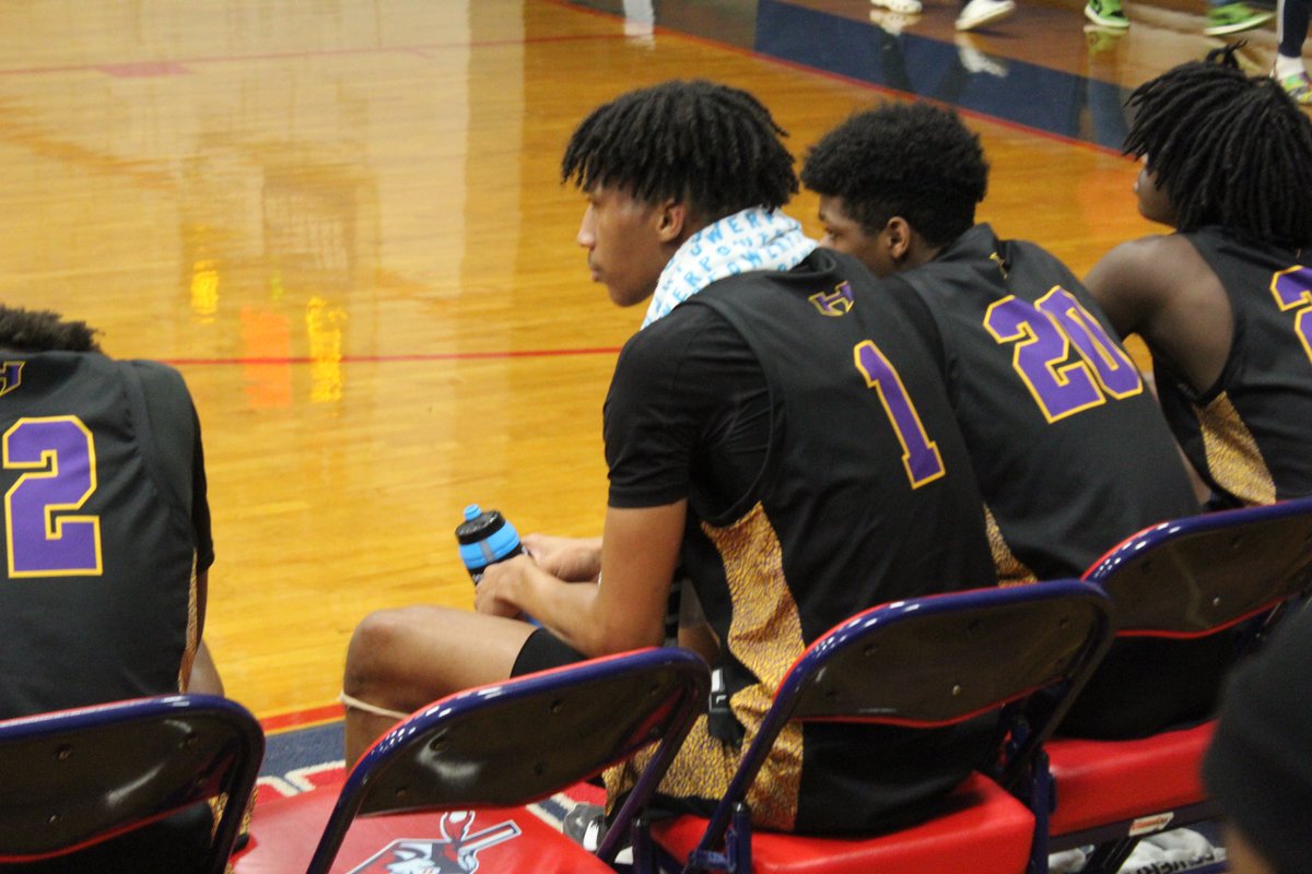 Darrian1Johnson's tweet photo. Great Team Win vs South Jones on Friday Night…
7 points 
22 rebounds https://t.co/WAjwRkLa65