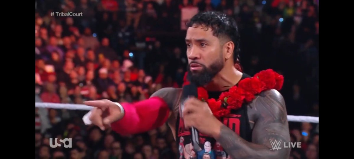 ibeastIess's tweet photo. "You never gave up on me, that right there, that's what family do" "I love you like a brother uce" 

"Put your ones up in the sky if you want Sami in the Bloodline" - Jey Uso

This was a beautiful segment. https://t.co/anDJopHzJY