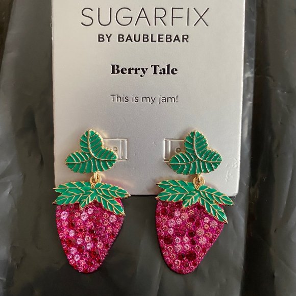 mopritt08's tweet photo. So good I had to share! Check out all the items I'm loving on @Poshmarkapp #poshmark #fashion #style #shopmycloset #baublebar: https://t.co/PCCO4DwJjD https://t.co/s0VsWwewER