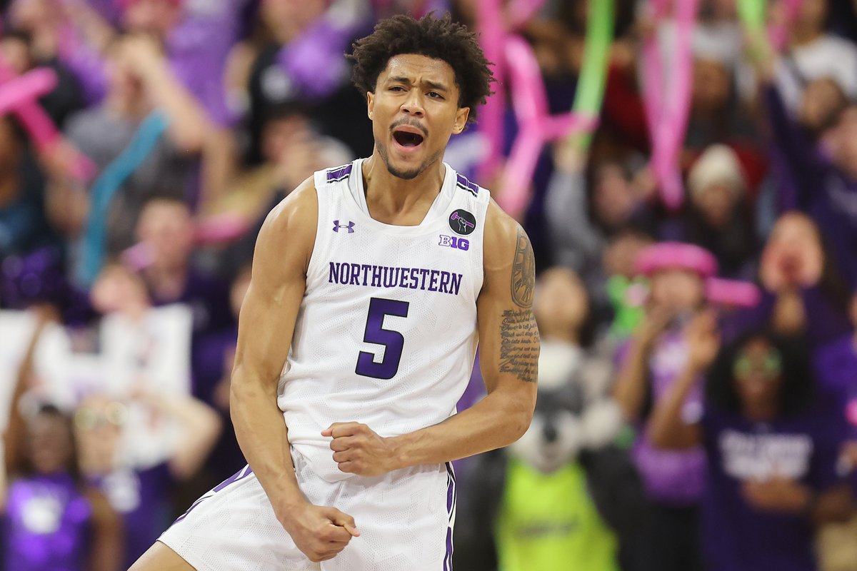 CBSSportsCBB's tweet photo. With a 66-63 victory at Welsh-Ryan Arena, @NUMensBball defeats Wisconsin for the first time since 2018. https://t.co/AONbZLDFEi