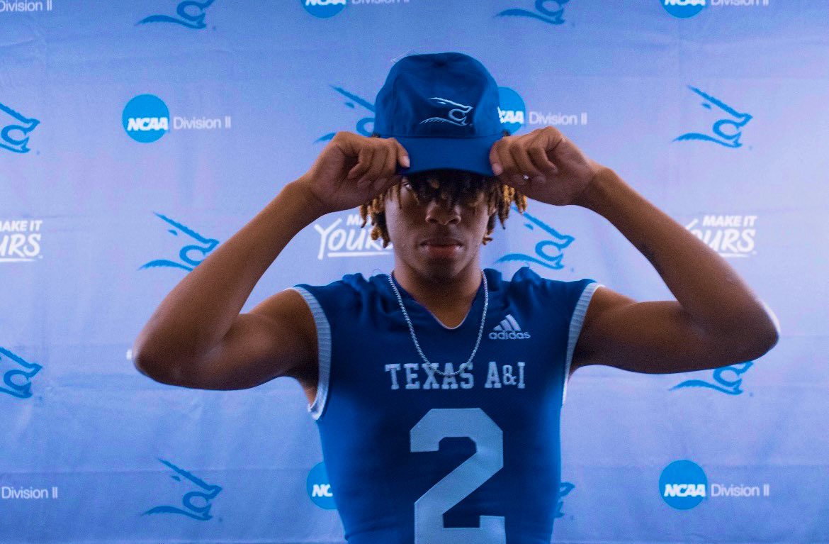 kj9_holmes's tweet photo. Javelina Nation #DontFlinch x #LosHogs https://t.co/K5qvh8j7bl