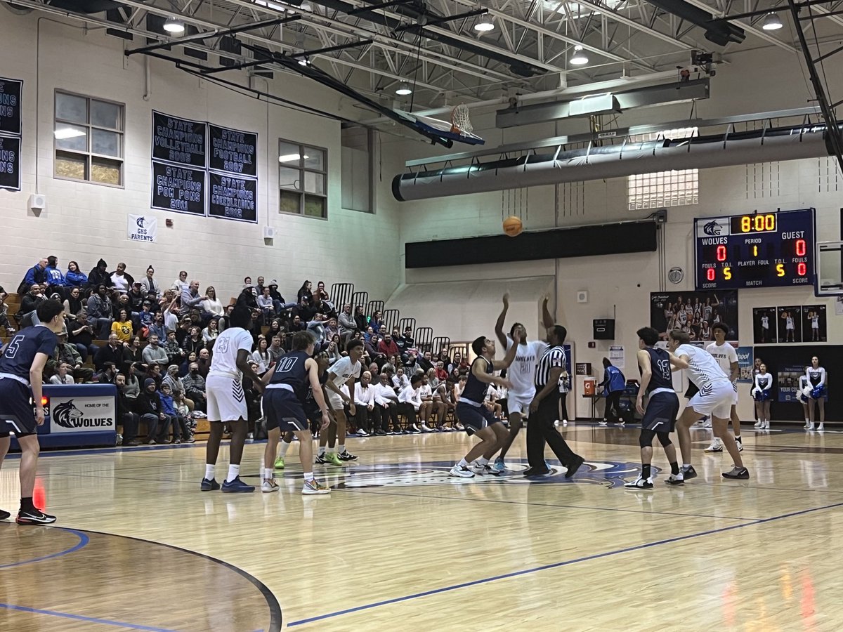 Bball_CO's tweet image. Here we go ⁦@GHSWolvesHoops⁩ and ⁦@ColumbineHoops⁩ #coprep ⁦@aurorasports⁩ 

Grandview up quick 4-0