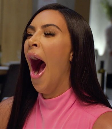joanneamyx's tweet photo. Let's be honest, niether Olivia or Zara really like Tom. They just see him as a trophy to win against eachother #loveisland https://t.co/QooDJ1SfRw