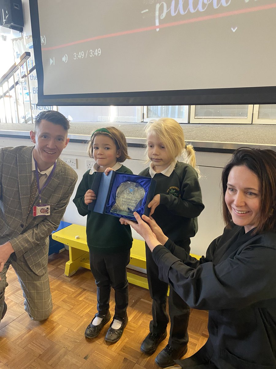 IC_Treetops's tweet photo. Our award for winning the Makaton signing competition has finally been presented by Kieran from The Multi-Schools Council. Thank you M for teaching the children the signs @IvyChimneys https://t.co/ULYBcKOOQD
