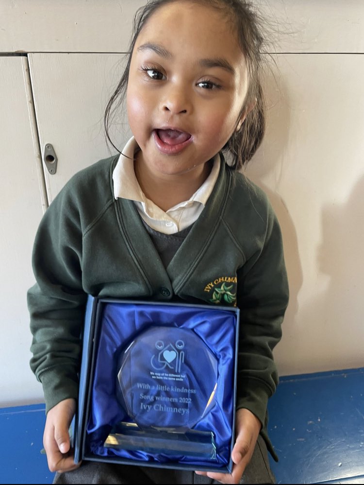 IC_Treetops's tweet photo. Our award for winning the Makaton signing competition has finally been presented by Kieran from The Multi-Schools Council. Thank you M for teaching the children the signs @IvyChimneys https://t.co/ULYBcKOOQD