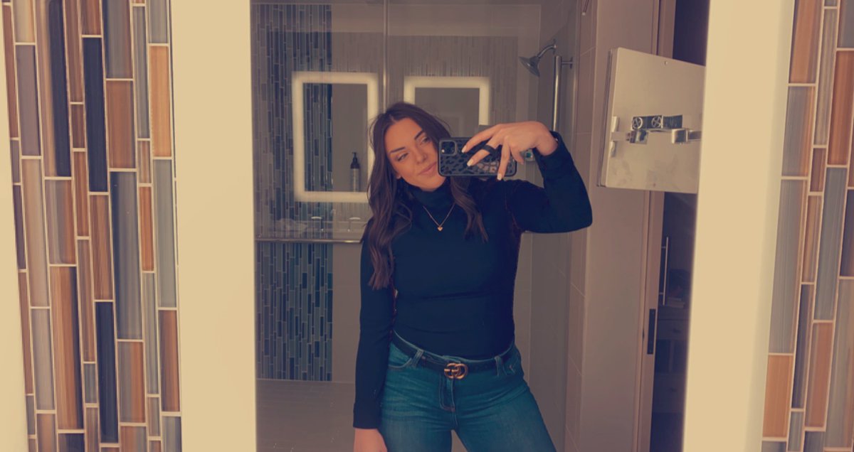 Lo⚡️ tweet media