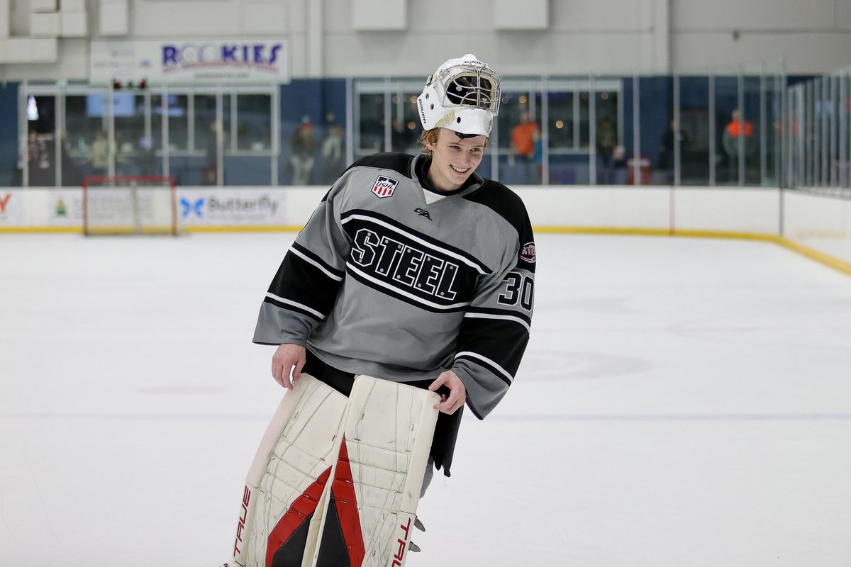 anelsonphotos's tweet photo. Congrats to Miles Roberts (@hockeycomedys) on his first @USHL win! 

#ChicagoSteel #FeelSteel https://t.co/iKhXw5Fl8H