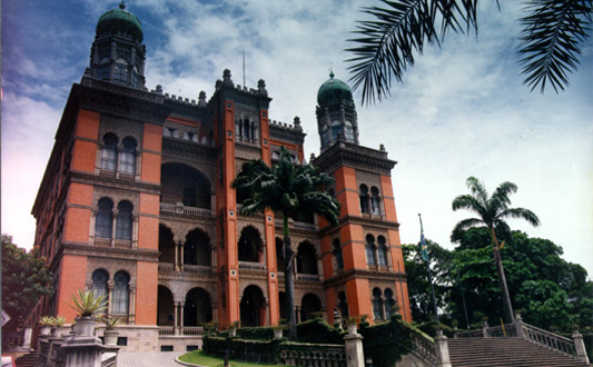 Nesta segunda-feira (23/1), a <a href="/fiocruz/">Fiocruz</a> cria Sala de Situação para Terra Indígena #Yanomami. Objetivo é articular ações de apoio ao <a href="/minsaude/">Ministério da Saúde 🩵</a> e à Secretaria Especial de Saúde Indígena (Sesai) frente à emergência sanitária que afeta as populações indígenas bit.ly/3WwE1kz