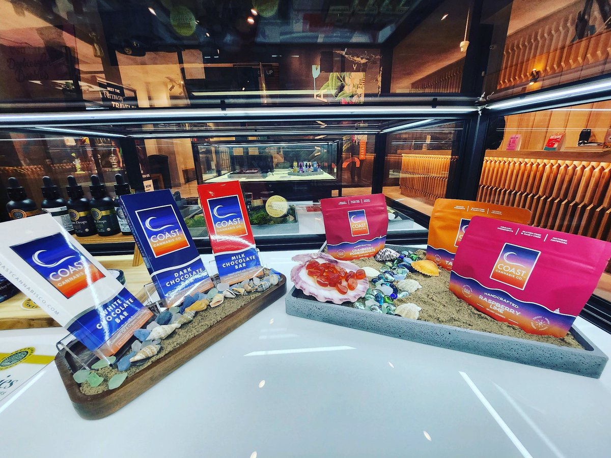 New displays from our our friends at Coast Cannabis! ✌🏾