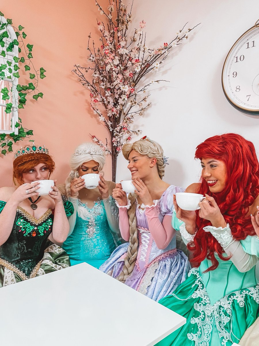 lppmansfield's tweet photo. We even have a seating area for adults to sit &amp; watch the show... EXPERIENCE THE MAGIC OF OUR PALACE😍💖✨ https://t.co/ONHaPP3R5M
