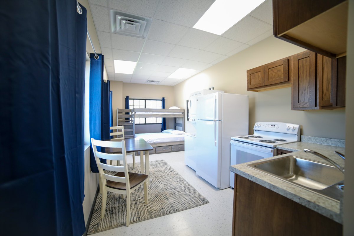 Crossroads Mission Avenue offers various levels of transitional housing at each location, which is an essential component in equipping our guests for successful living after their time at Crossroads. crossroadsmission.com/transitional-h… #CrossroadsMissionAvenue #transitionalhousing #community