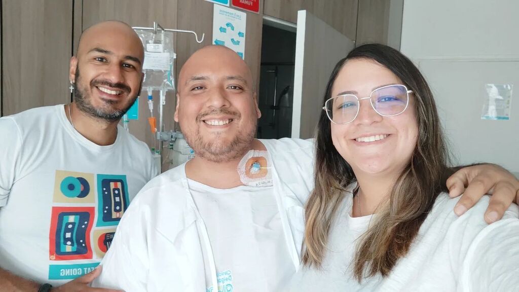 El final de una linda semana con la visita desde Orlando de <a href="/camila_baha/">Camila fernanda baha</a> quien me cuidó mucho durante estos días. Best nurse ever! Love you and see you soon ✌🏽 instagr.am/p/CnxgRvoPLmg/