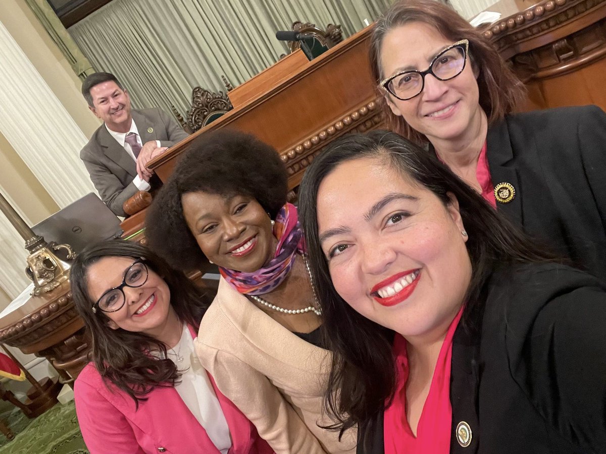 Today, my colleagues and I wore pink on the Assembly Floor to commemorate what would have been the 50th anniversary of Roe v. Wade being law of the land. I stand in solidarity with them and all women in the fight to protect #ReproductiveFreedom and the #RightToChoose.