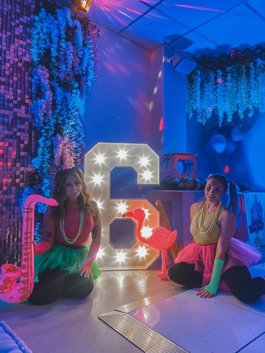 lppmansfield's tweet photo. NEON PARTIES... we also offer Neon parties at the palace, which includes a NEON pamper with face paint!😍💖✨ https://t.co/GfntOCqkgB