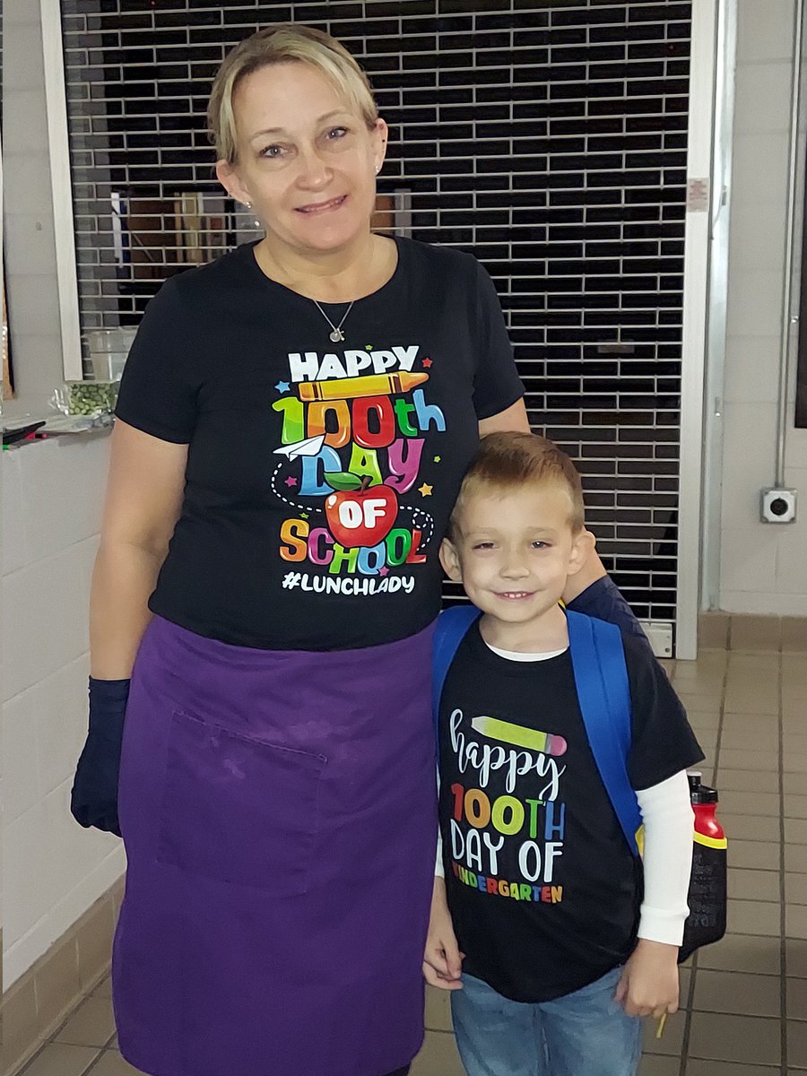 Feeding tiny humans for 100 days! 100th day of school <a href="/dadeconutrition/">Dade Co Nutrition</a> <a href="/DadeElementary/">Dade Elementary</a>