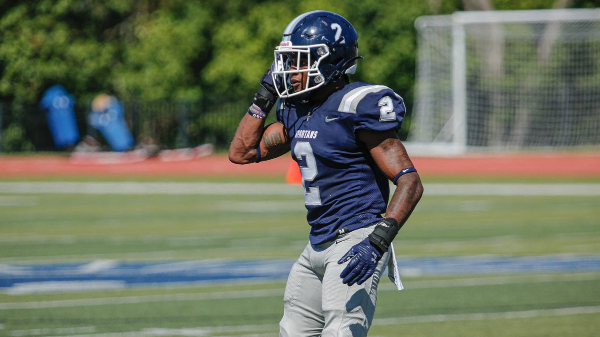 FredrickSumlin's tweet photo. #AGTG After a great conversation wit @CoachZackKern1  I am Blessed to receive An offer from @MBUFootball  #LLGS💜 https://t.co/K289h8H44l