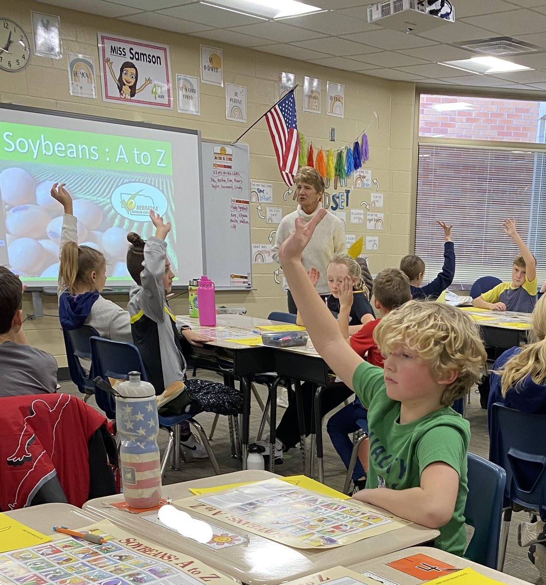 ElkhornPS_FR's tweet photo. The Nebraska Soybean Council visited Miss Samson's fourth grade classroom! #FireRidgeFalcons #EPSAchieves https://t.co/s5AnVELUYm