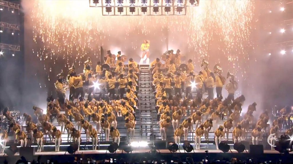 wiiLLiaw's tweet photo. Beyoncé; The Greatest Performer of All Time. https://t.co/pfNmiOxNZw