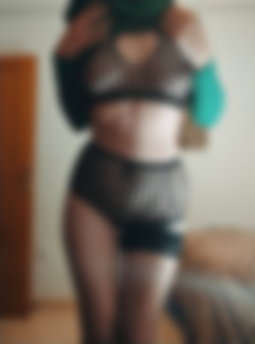 Les abonn&eacute;s ont les photos de la lingerie du jour 🎁 #onlyfansgirl #onlyfansbabe #lingerie #lingeriesexy<a href="/tag/lingerie"class="tags"><span>#lingerie</span></a><a href="/tag/video"class="tags"><span>#video</span></a><a href="/tag/panty"class="tags"><span>#panty</span></a><a href="/tag/hotgirl"class="tags"><span>#hotgirl</span></a><a href="/tag/nudes"class="tags"><span>#nudes</span></a><a href="/tag/lingeriesexy"class="tags"><span>#lingeriesexy</span></a>