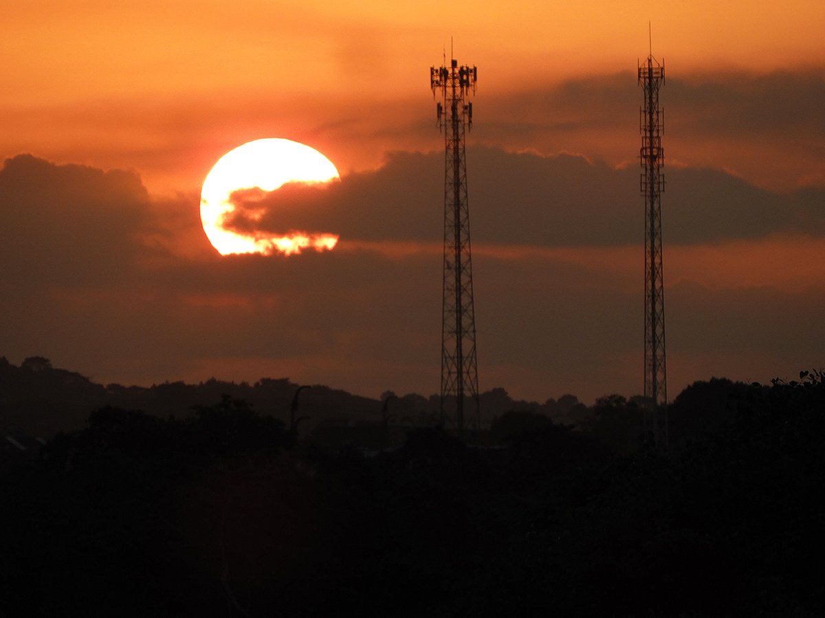 ArteInno's tweet photo. No Por das Torres. Rio Tejipio - Recife - Pernambuco -Brasil. Foto: Innó #fotografia #foto #photography #curso #filme #photo #arte #fotos #photographer #vida #musica #cursofotografia #gostei #amofotografia #fotografo https://t.co/fOUxX3NoS2
