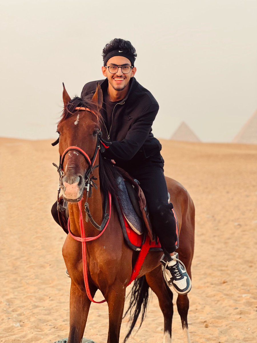𝓛𝓲𝓯𝓮 𝓲𝓼 𝓼𝓱𝓸𝓻𝓽. 𝓡𝓲𝓭𝓮 𝓸𝓯𝓽𝓮𝓷.🖤🏇