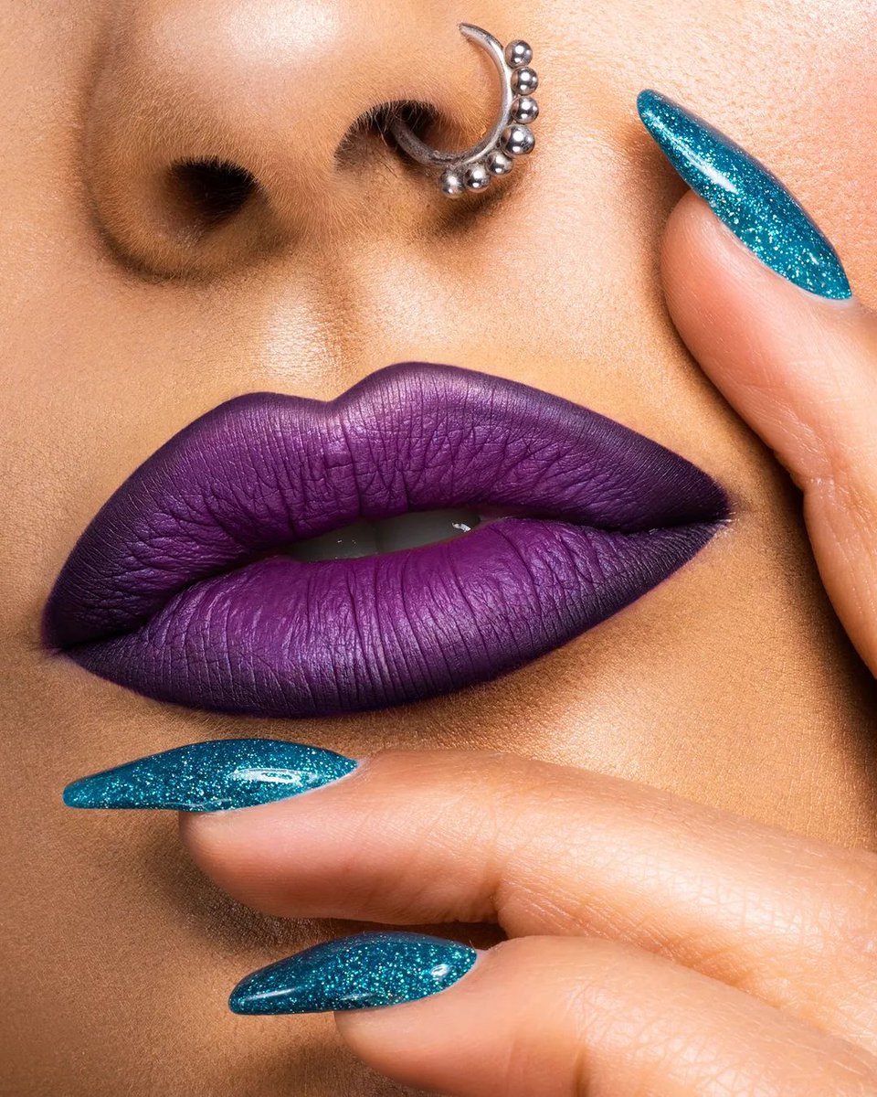 KerionaRose's tweet photo. Purple Passion   #Lipstick #beauty #kerionarose #Purple 

https://t.co/jNO8BO4KJt https://t.co/Me3K7QqUpr