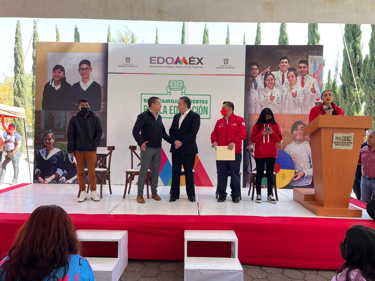 PrezaMillan's tweet photo. Continuando con las encomiendas del Sr. Gobernador del @edomex, @alfredodelmazo; el día de hoy visite el Tecnológico de Estudios Superiores del Oriente (TESOEM), en el municipio de #LaPaz; en donde, con el apoyo de la @SeducEdoMex https://t.co/mRGV38EfTD