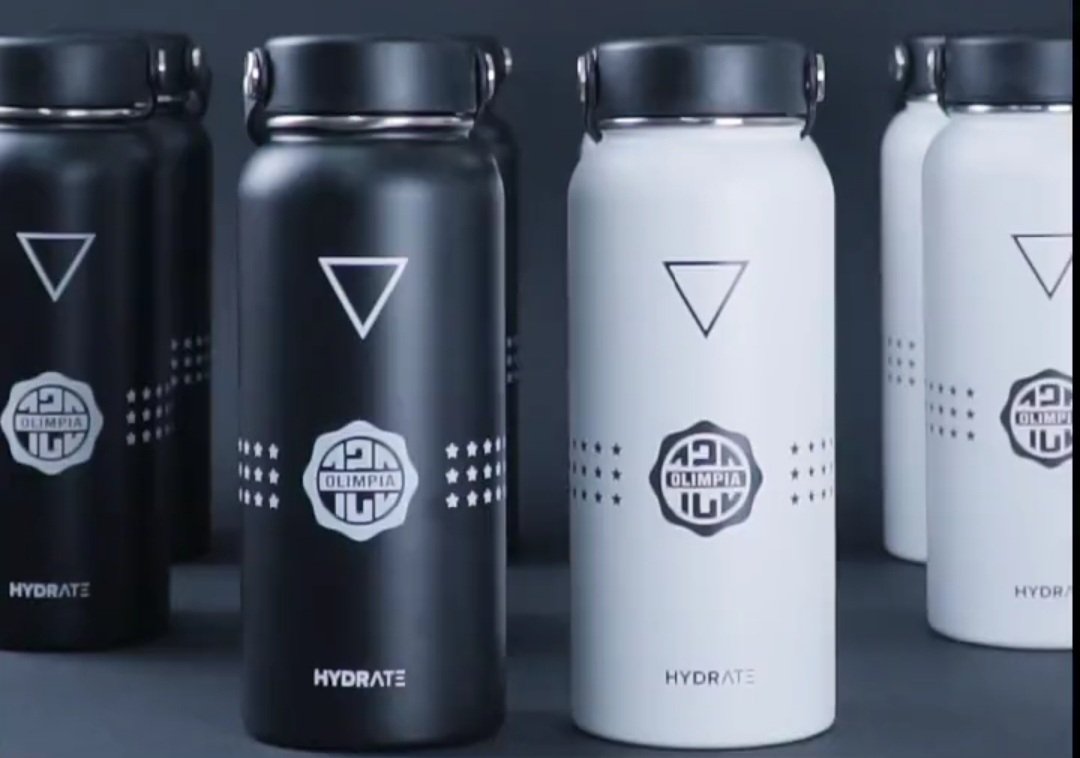 Estas para un termo de 1 litro <a href="/hydrateco/">HYDRΛTΞ</a> ?

Te regalamos 1 + 1 #CriptoKingz participar:
✅Like + Rt
✅Seguir a @OlimpiaNFT + <a href="/elClubOlimpia/">Club Olimpia</a> 
✅@ que delantero contratarias para la #Libertadores 

⭐️⭐️⭐️

#OlimpiaMiOrgullo