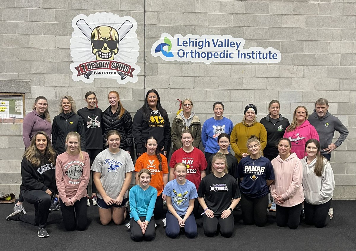 SadieBorrelli42's tweet photo. This past weekend I had an opportunity to participate in the Northeast Regional Instructor convention. Had a great time working with @TincherPitching  and @TinchTheGrinch  and all the other instructors on increasing my power and my movement on my pitches. https://t.co/SnS6Wg4VQe