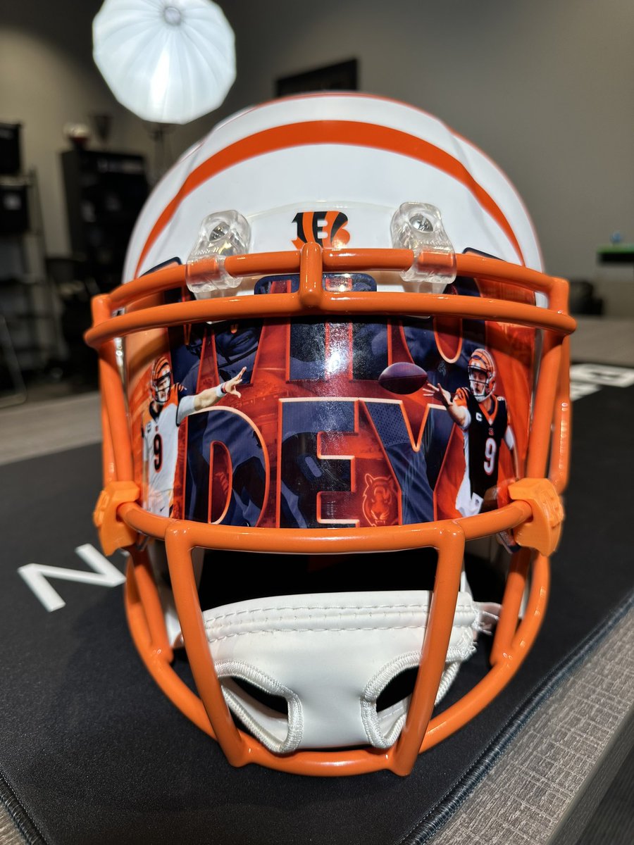 Pristine Auction on Twitter "WHO DEY 🐅 This Joe Burrow Signed Full