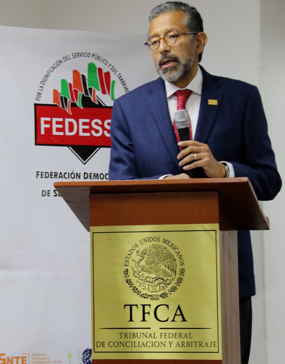 palomitarelowde's tweet photo. Un privilegio acompañar a la #PresidenciaColegiada de la @FEDESSP a los Presidentes @agusaviles1 y @pedrojoseescar3 a Magistrados, a nuestra Vocal ante el @PENSIONISSSTE_ @LetyGutierrezC a los líderes de los Sindicatos #FEDESSP, a @LicSandraLozan1 y trabajadores del @TFCA_mx 🙏🙏 https://t.co/5tqZB517tm