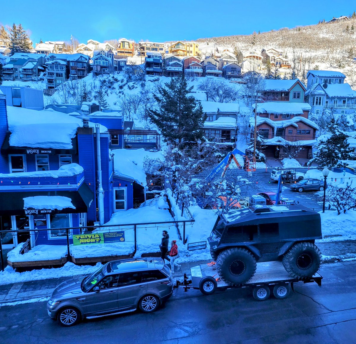 DeadlineDominic's tweet image. #sundance or #slamdance street promo ....

Or are they shooting part of next #Batman flick in Park City?

Can you illuminate @JamesGunn