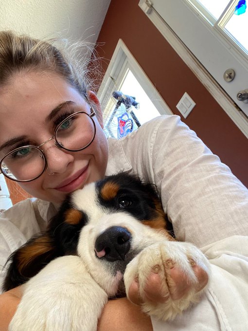 Guys I made a friend today 🥹 who wants to buy me a puppy because I need another one now https://t.co