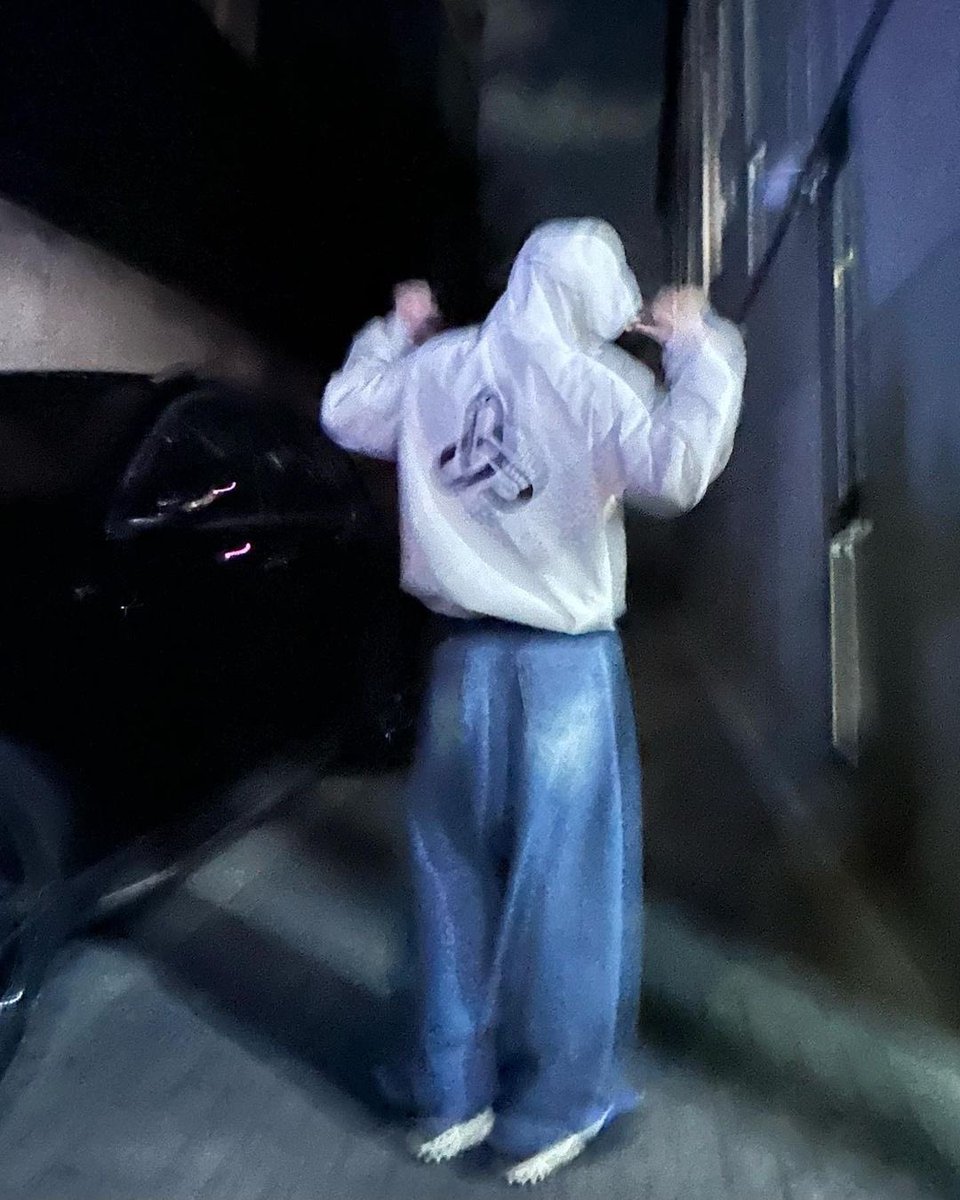knockknock0408's tweet photo. KAI ins : 새벽운동💪

#bcc #blackyak @ blackyak.official
@weareoneEXO https://t.co/kzwPGd0Frt