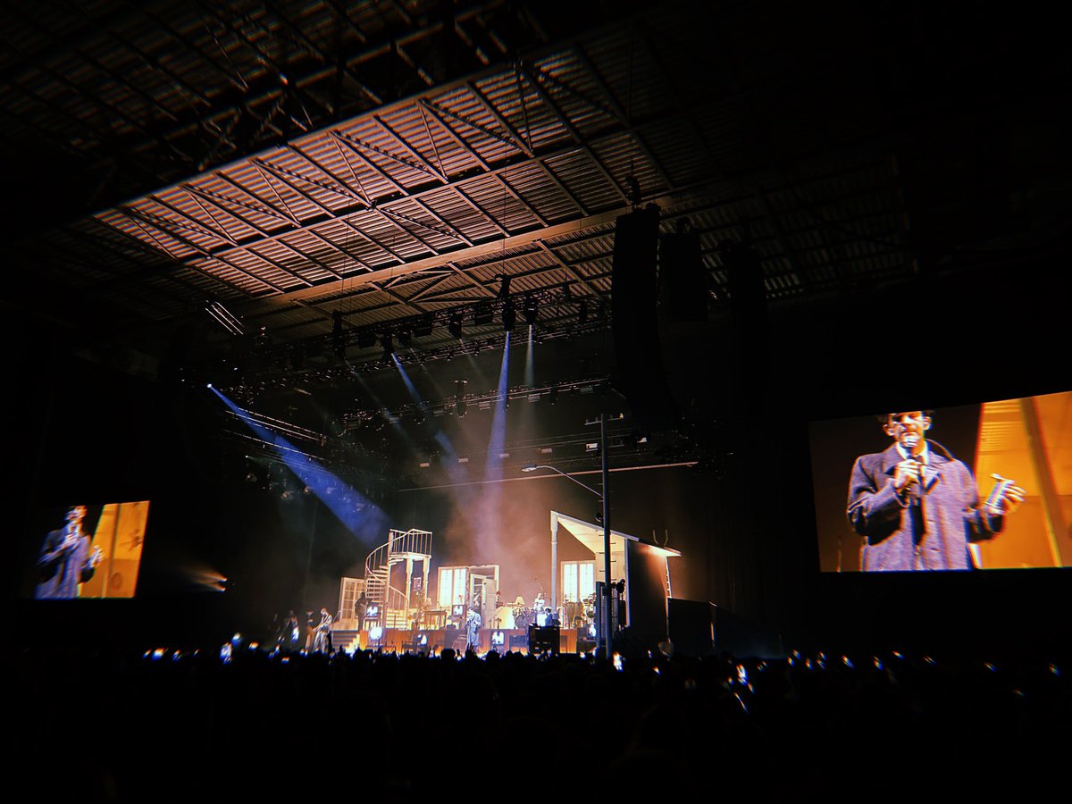 Round 2 <a href="/the1975/">The 1975</a> up in Leeds. Unbelievable scenes and a YORKSHIRE chant for good measure.
God, live music is class.