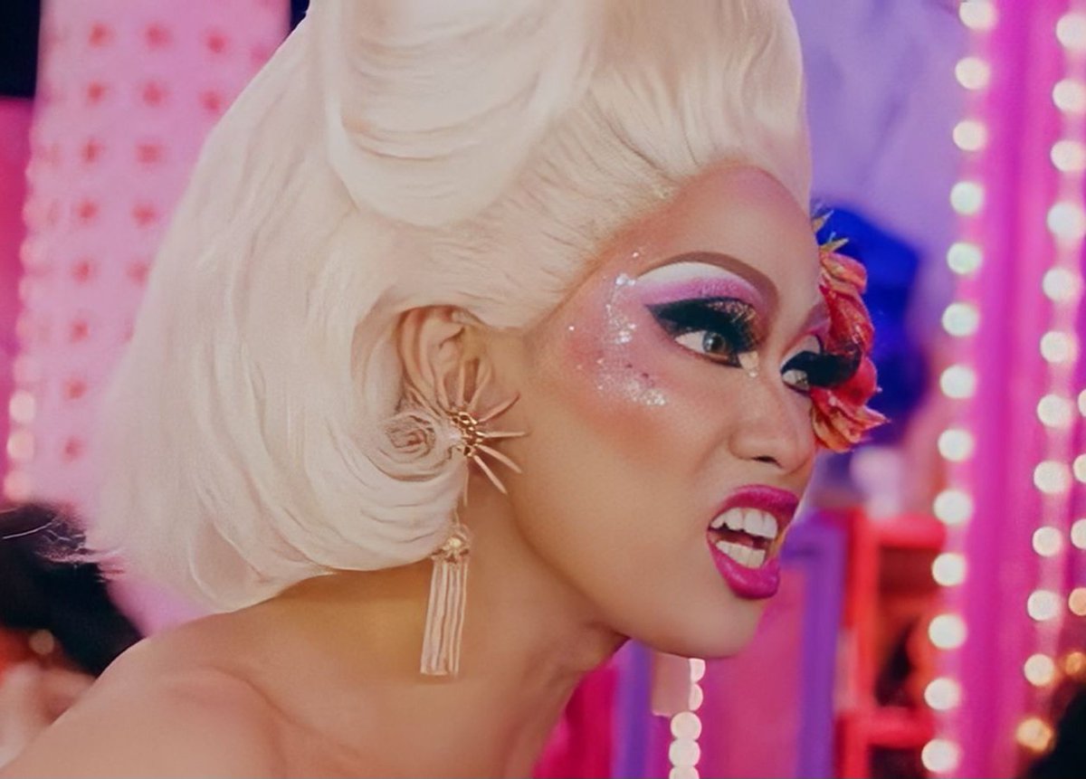 boraversePH's tweet photo. Please drop a makeup tutorial for this look I need that highlighter in my life 🥹🫶 @brigiding https://t.co/KFP48UBOmS