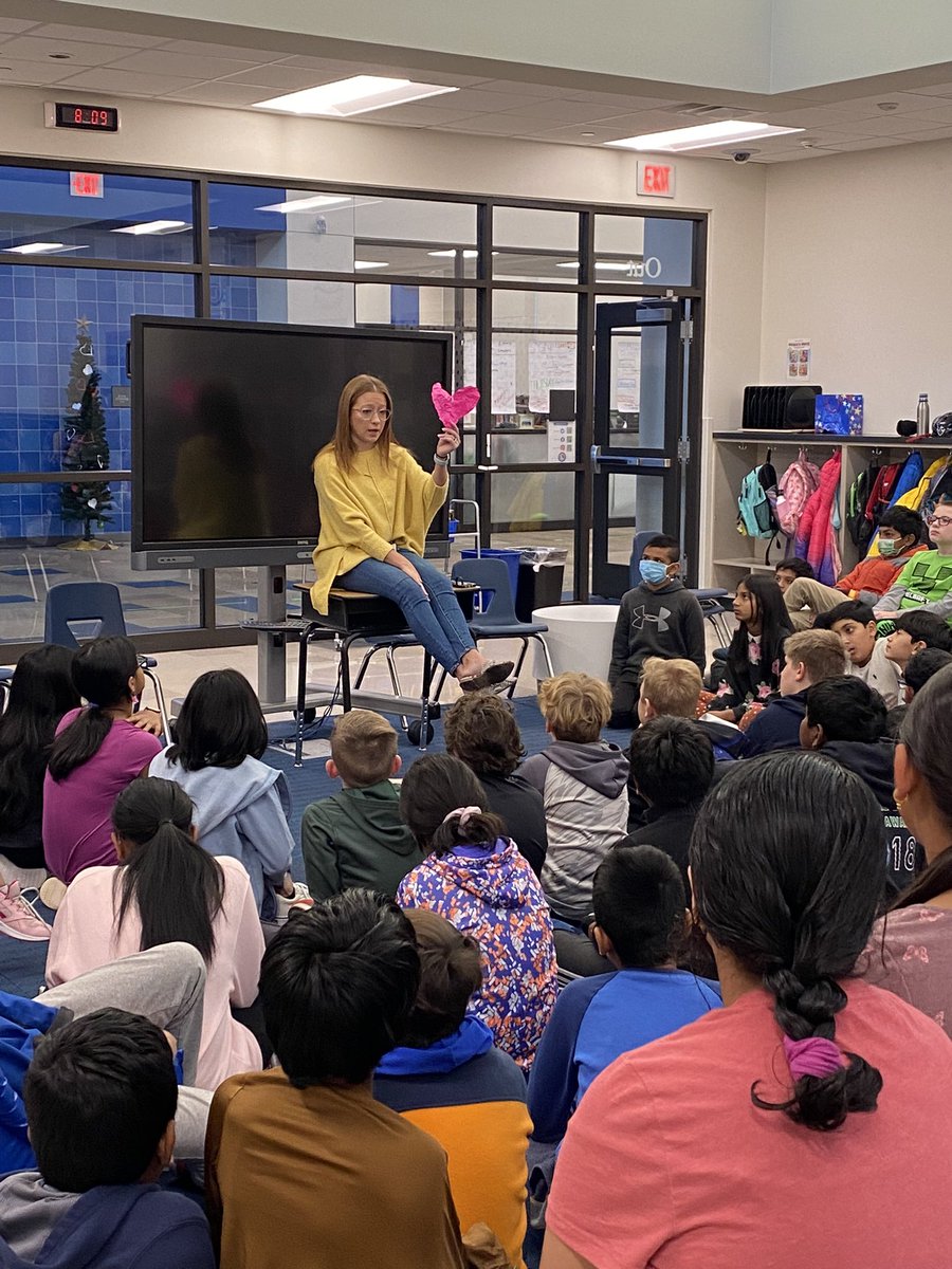 Ms. V in 303 tweet media