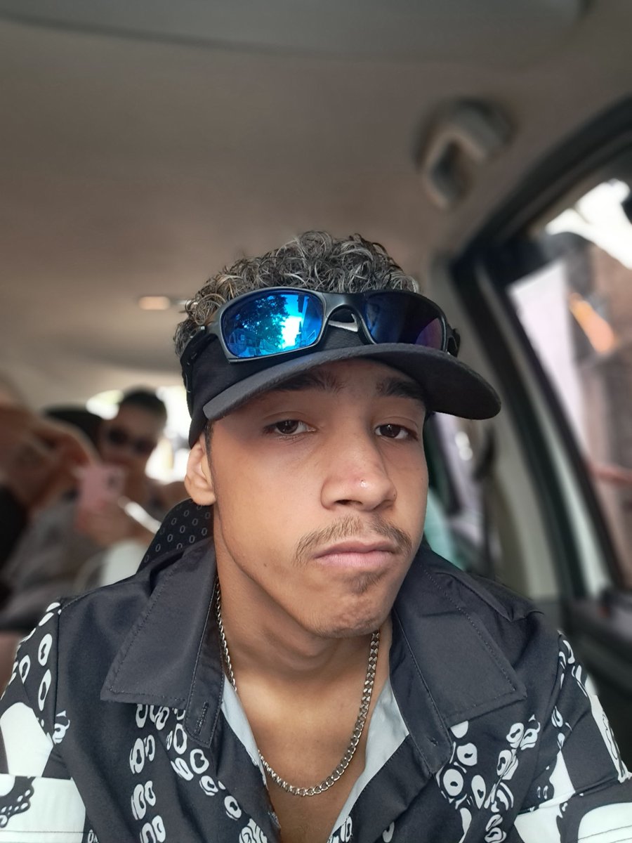 vulgoryu1's tweet photo. fiz 🤙 #RPGdeMusa https://t.co/q64RpEn54y