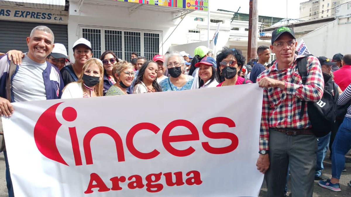 El llamado fué a continuar impulsando el legado del comandante Chávez, de la mano del presidente obrero y defensor de la Patria, Nicolás Maduro Moros.

#23Ene