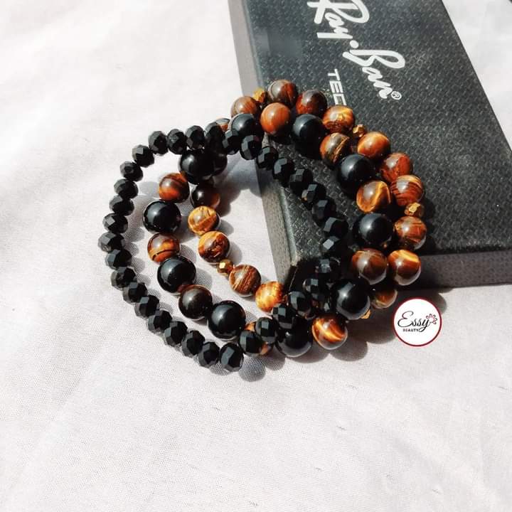 Brown Tiger eyes natural stone Bead/ Black natural stone Bead/ Black with Gold plastic Bead Set of 3 Bracelets for Unisex

PRICE: N4000

To Order, click link
wa.me/message/3YZR63…

#nigerianjewelry #lagosjewelry #lagosjewelrystore #lagos #lagosjewelryseller #yorubaweddings