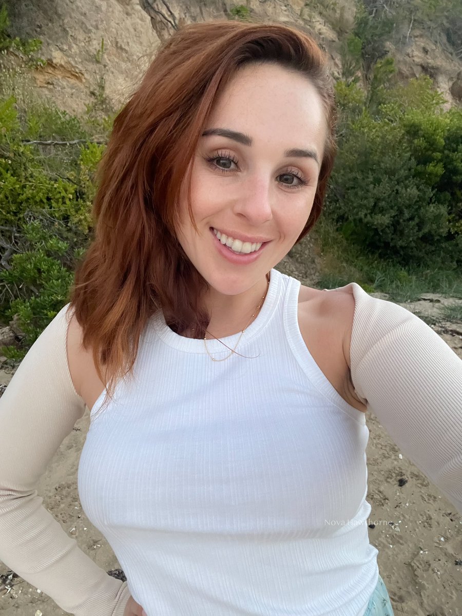 Nova Hawthorne on Twitter: "Less than half an hour to go til my show