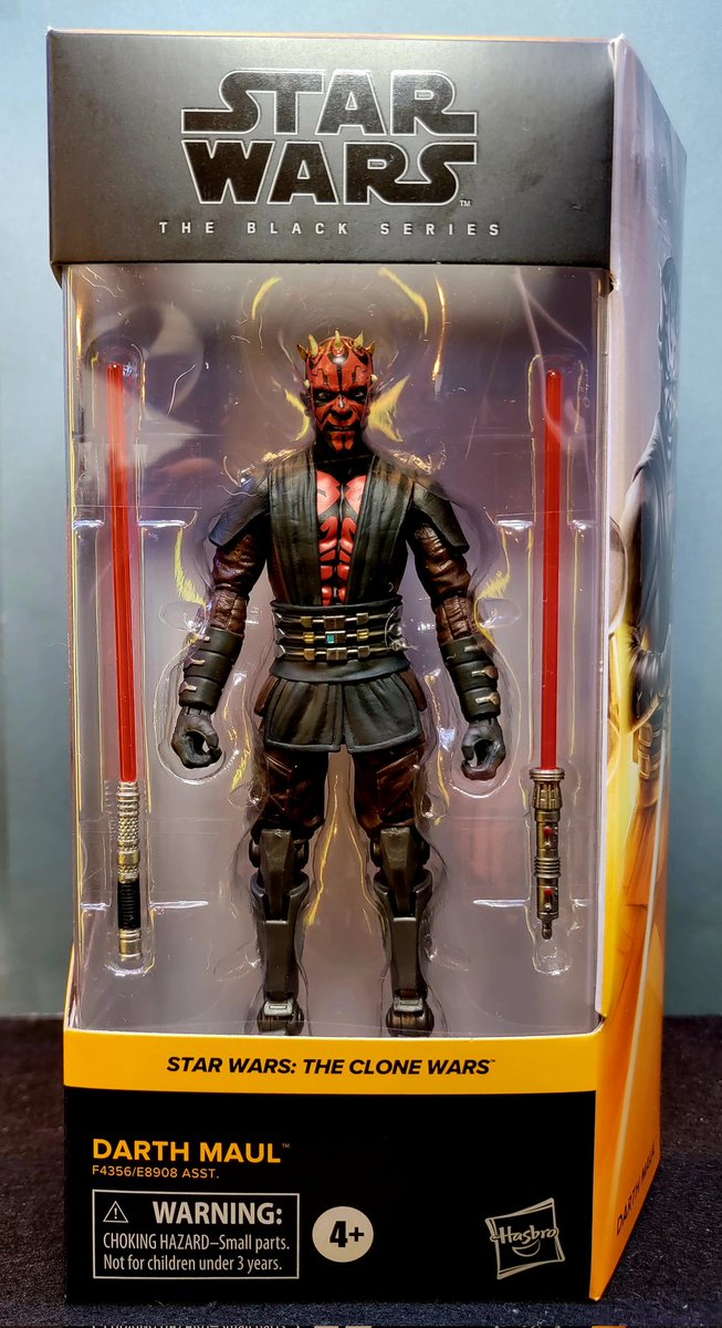 Figure Of The Day 16 - Star Wars Black Series Darth Maul. Super cool figure from season 7 of the Clone Wars! #StarWars #DarthMaul #CloneWars #blackseries #hasbro #figureoftheday #toypics #toyphotography