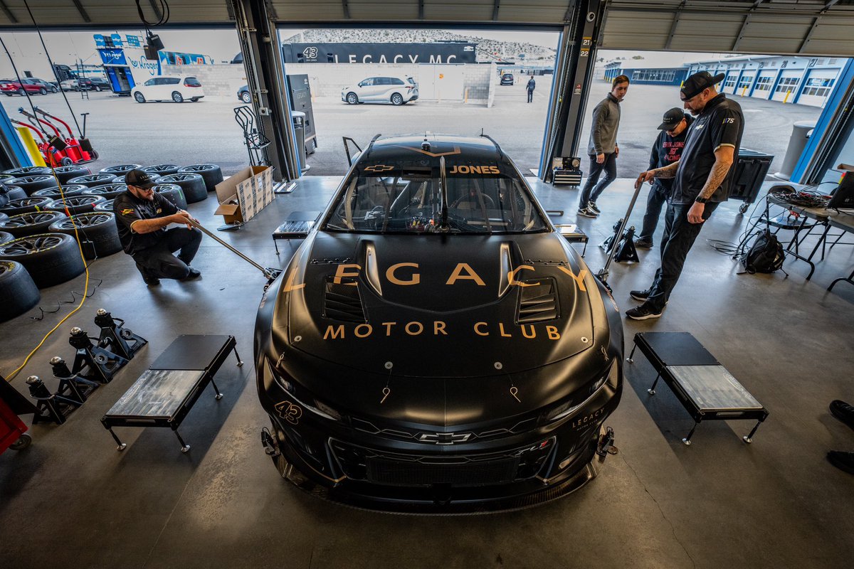 LEGACYMotorClub's tweet image. 📍: @phoenixraceway
