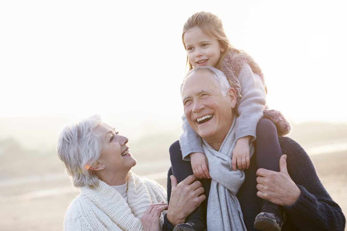 0fLabs's tweet photo. DNA testing can be helpful when finding lost or unknown relatives. Kinship DNA testing includes grandparentage, siblingship, paternal and maternal lineage, and genetic reconstruction. 
https://t.co/0id5uxBk6U #dna #family #genetics https://t.co/UznQB2IFpK
